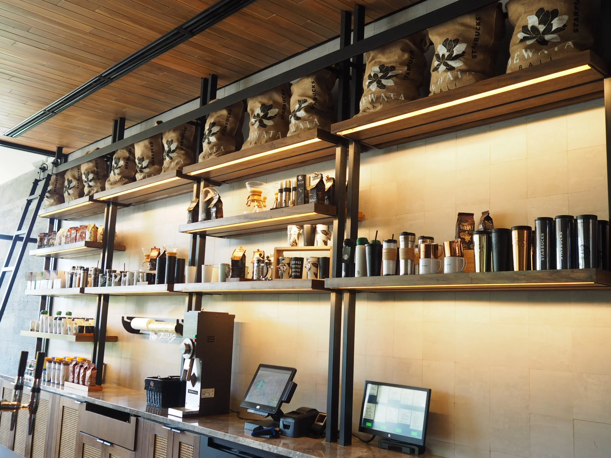 Starbucks Reserve Dewata - Bali
