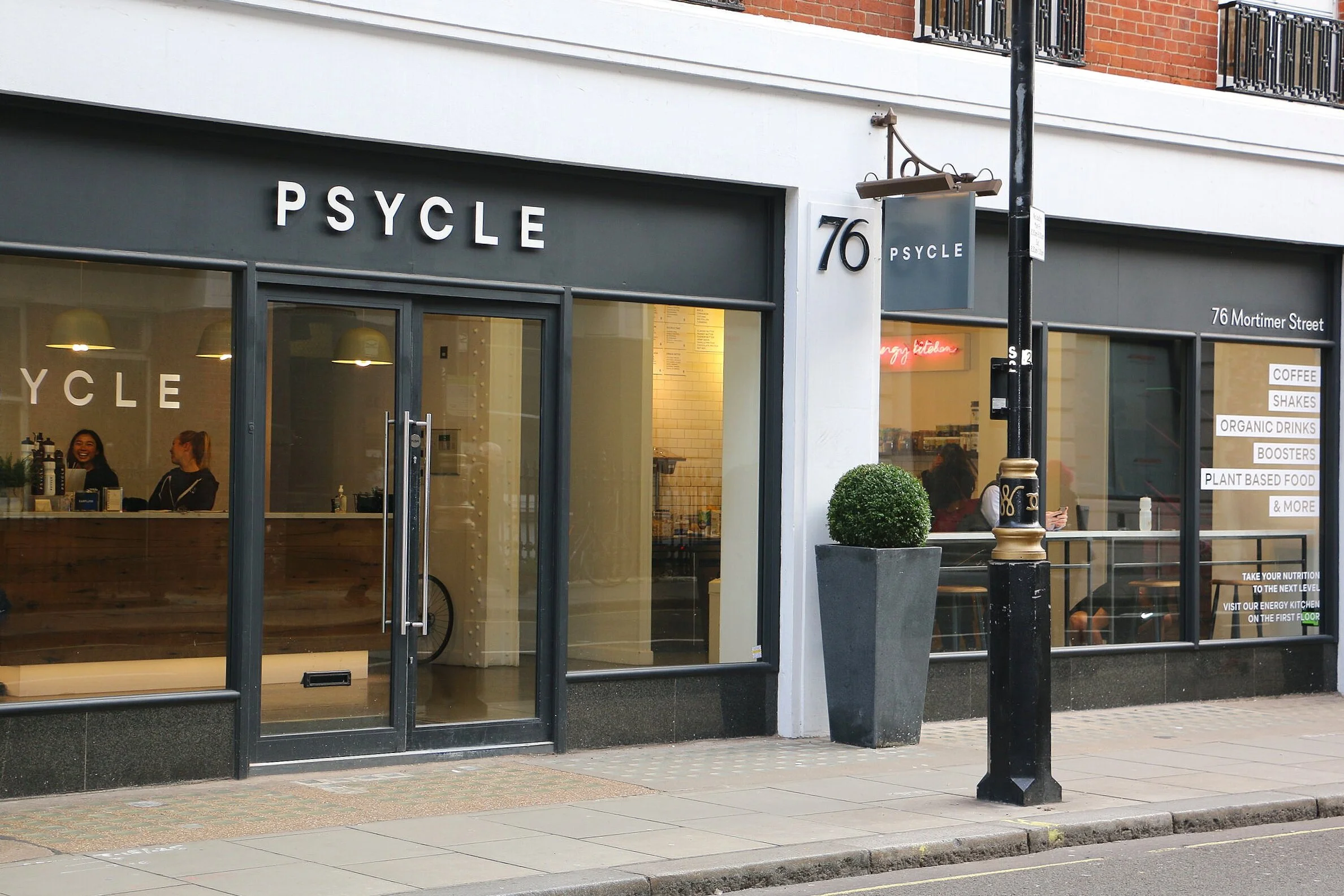 Front of Psycle signage Oxford Circus