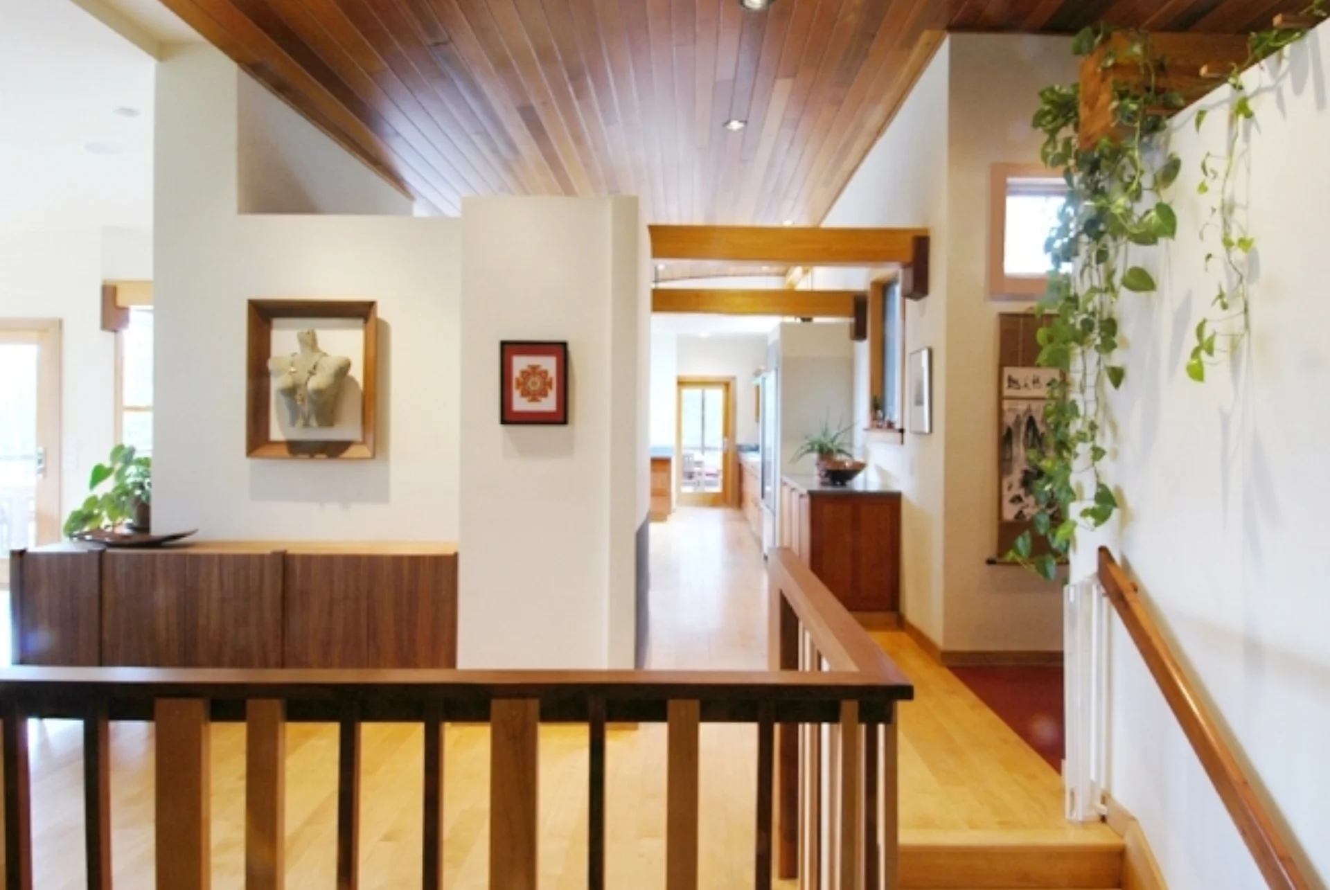 Stair Into Kitchen 1 LR.jpg