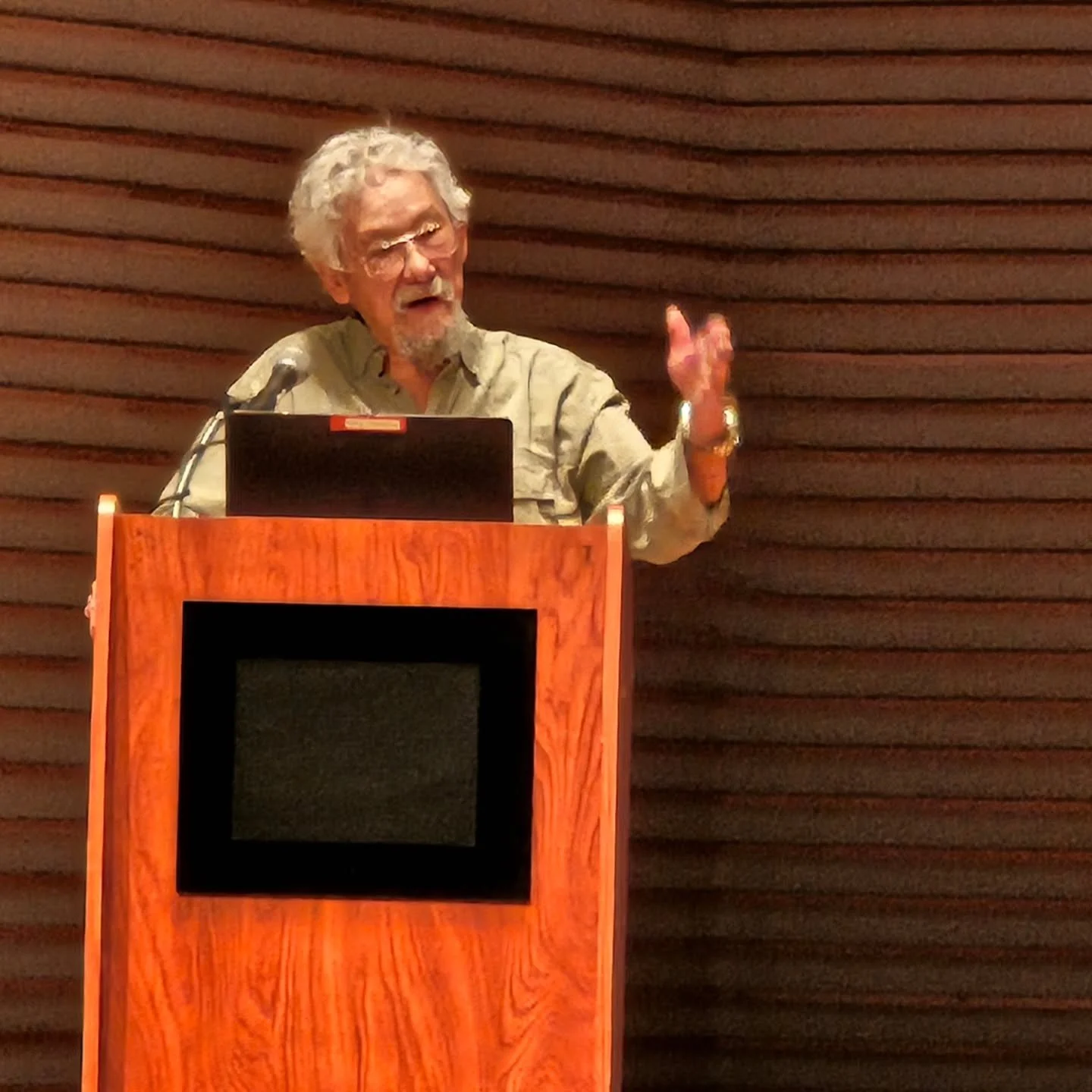 Exciting day for nature in Niagara as Dr. David Suzuki and Tara Cullis (and panelists) engaged with invited community groups at the @firstontpac. Let's work together to protect our natural legacy! #natureforall #davidsuzuki #climateaction #togetherwe