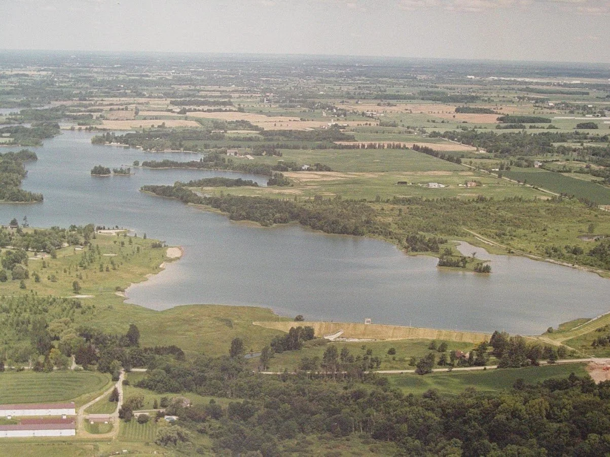 Binbrook Aerial 2005.JPG