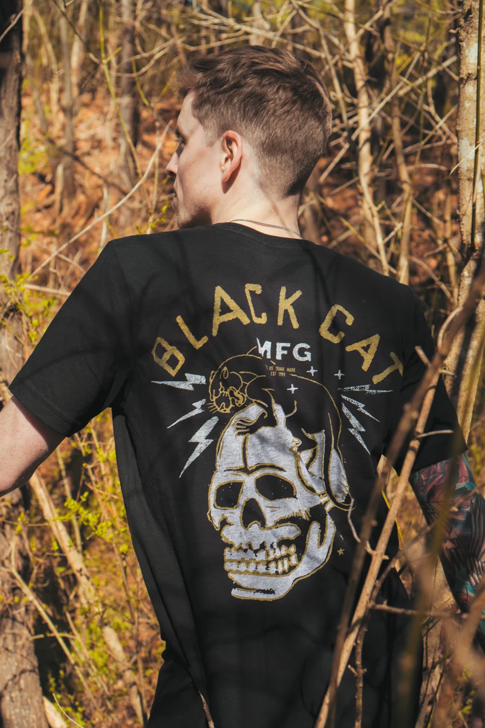 Maglietta: Testa di Morto con Cuffie - DJ T-Shirt -Techno - Electro