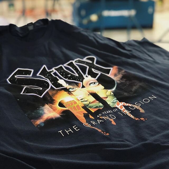 Catch @styxtheband on tour now! They will be coming to Atlanta with @38specialband in May so don&rsquo;t miss out!
//
Shirt designed by the great @bcmcreative