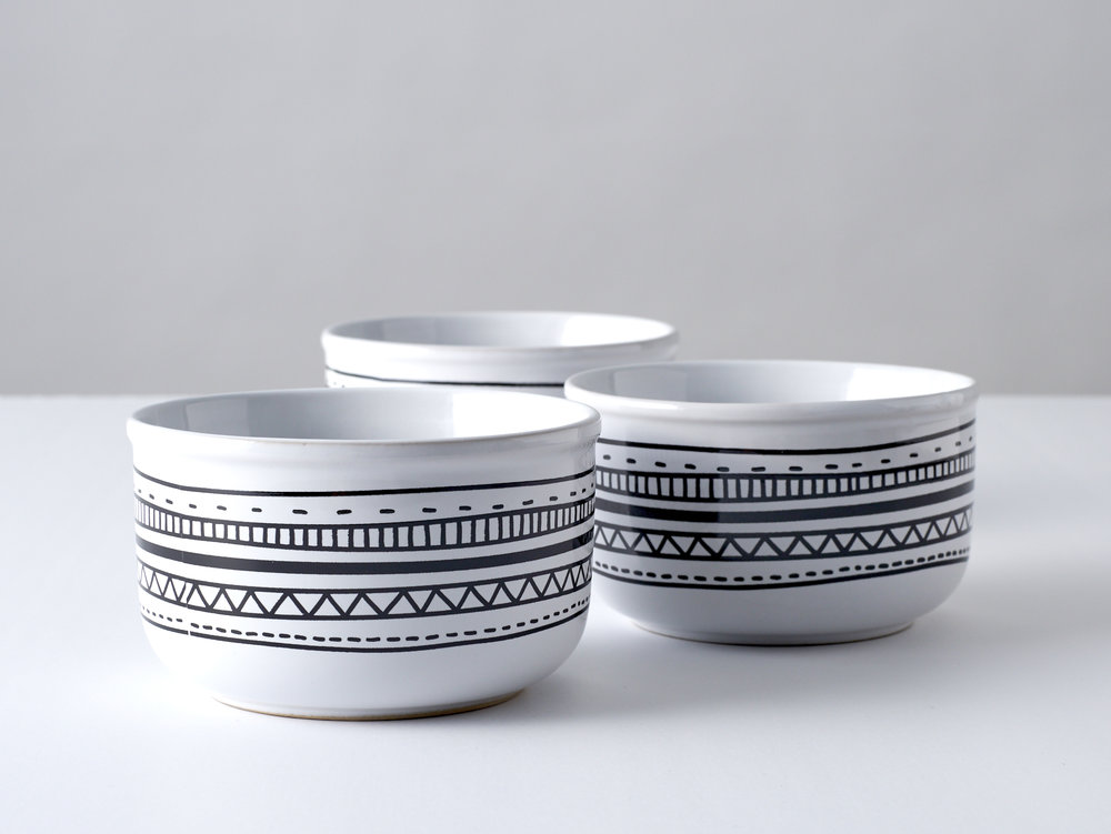 Small Bowls for Pinch of Salt, Mini Ceramic Prep Bowl, Pinch Bowl, Modern  Rings Holder, Stoneware White Pot, One Bite Plate, Gift for Her 