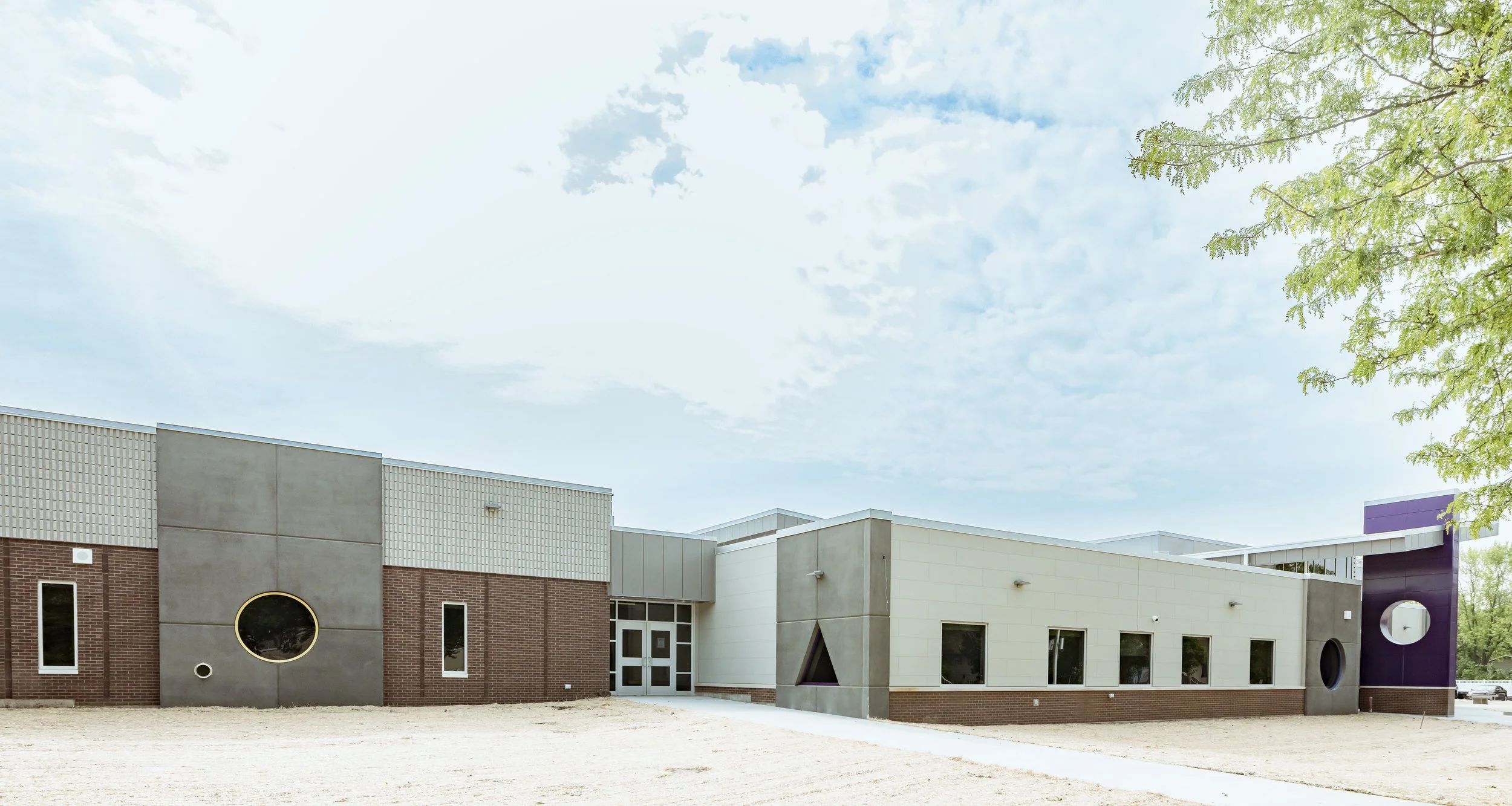 DeKalb Elementary School 0049.jpg