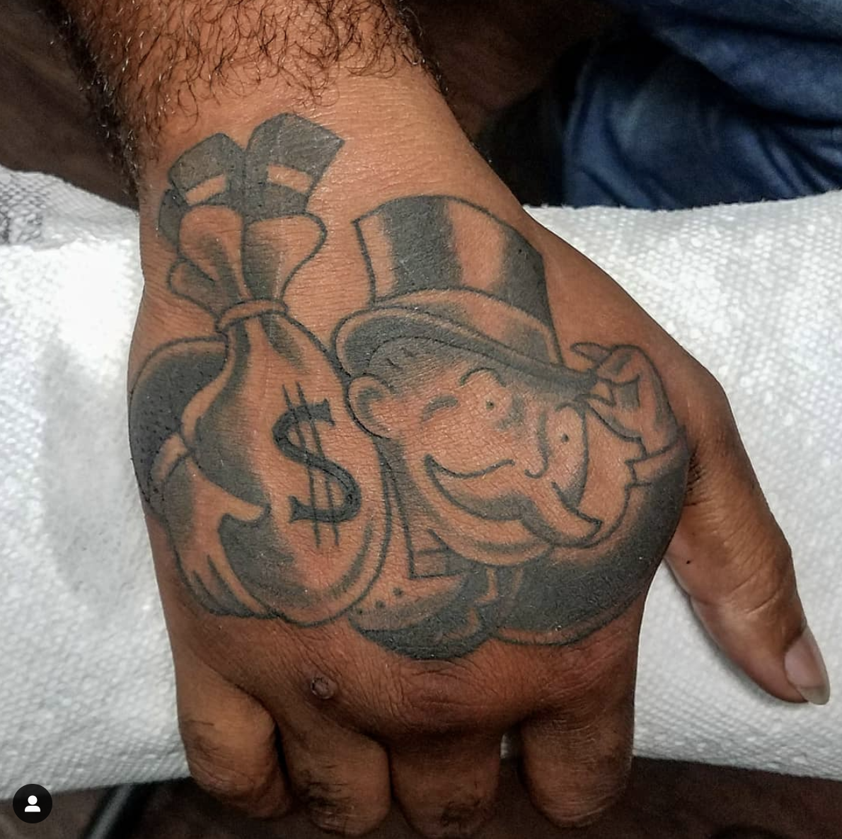 hand tattoo.png