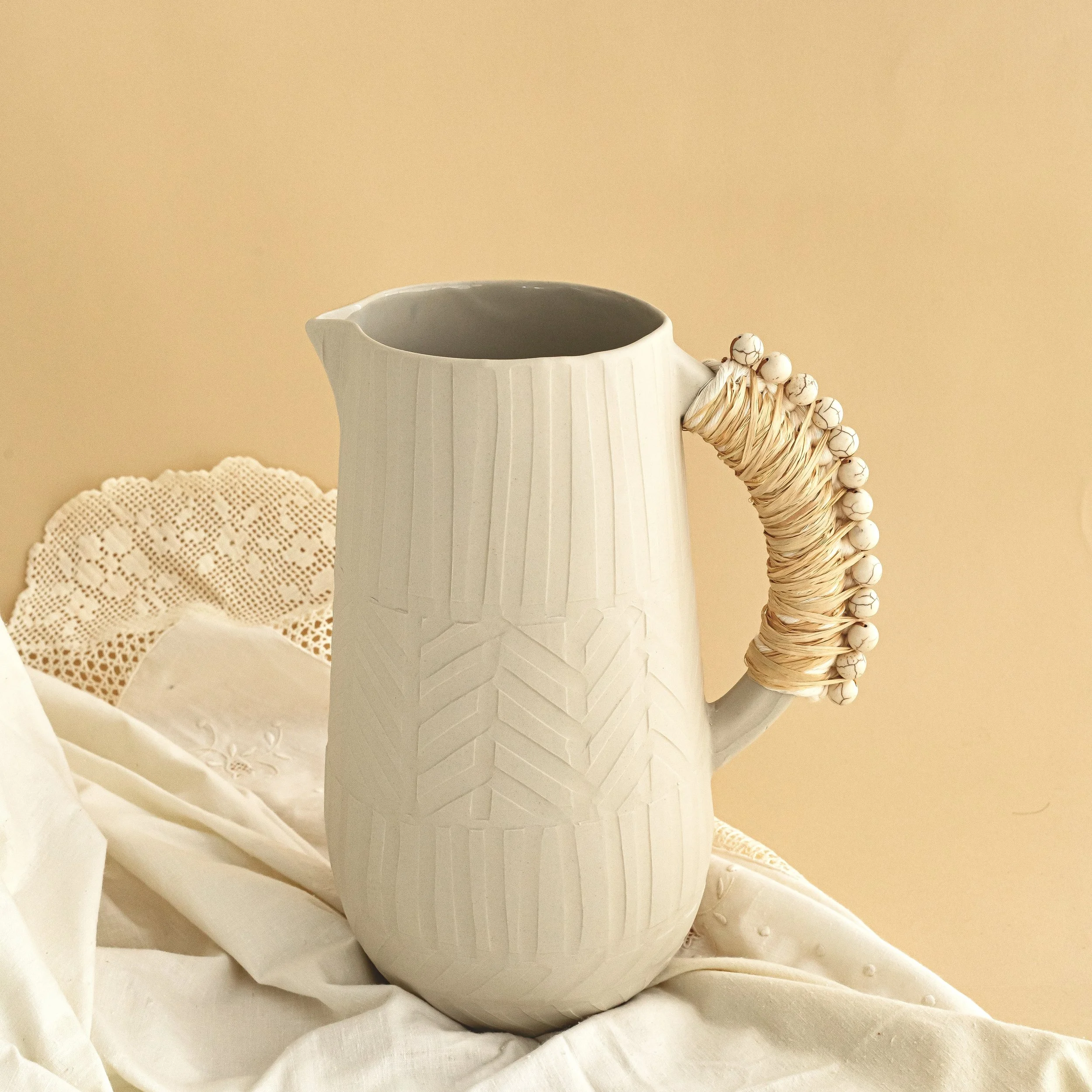 Biscuit tall jug