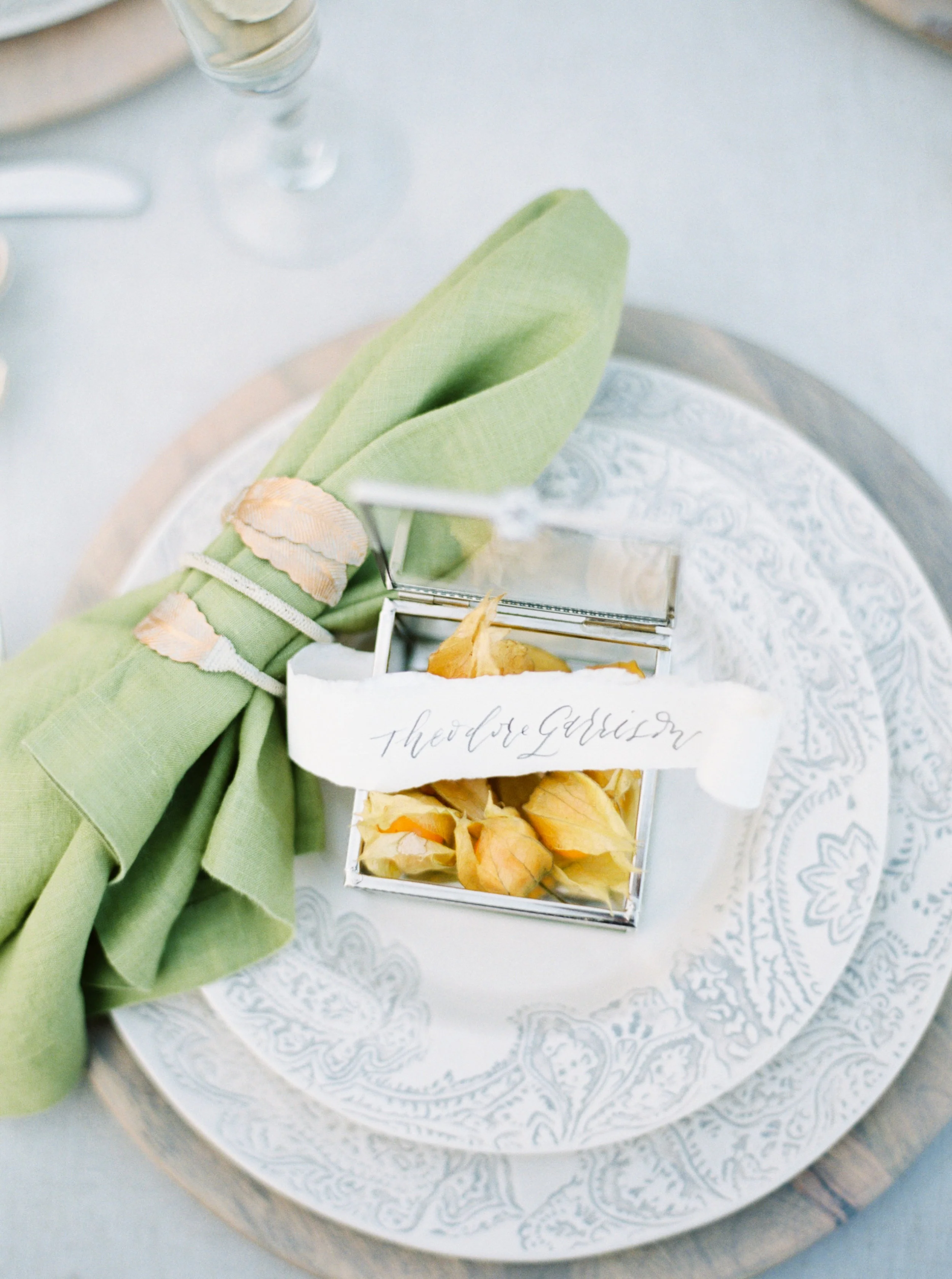 floral centerpiece austin wedding photographer jenna mcelroy