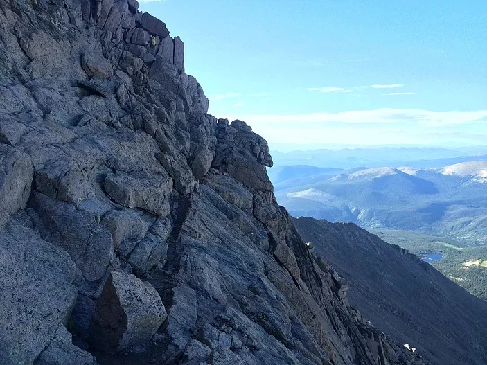 Tricky ridges must be negotiated.