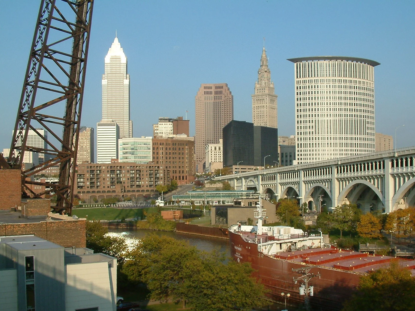 Cleveland_from_Superior_Viaduct.jpg