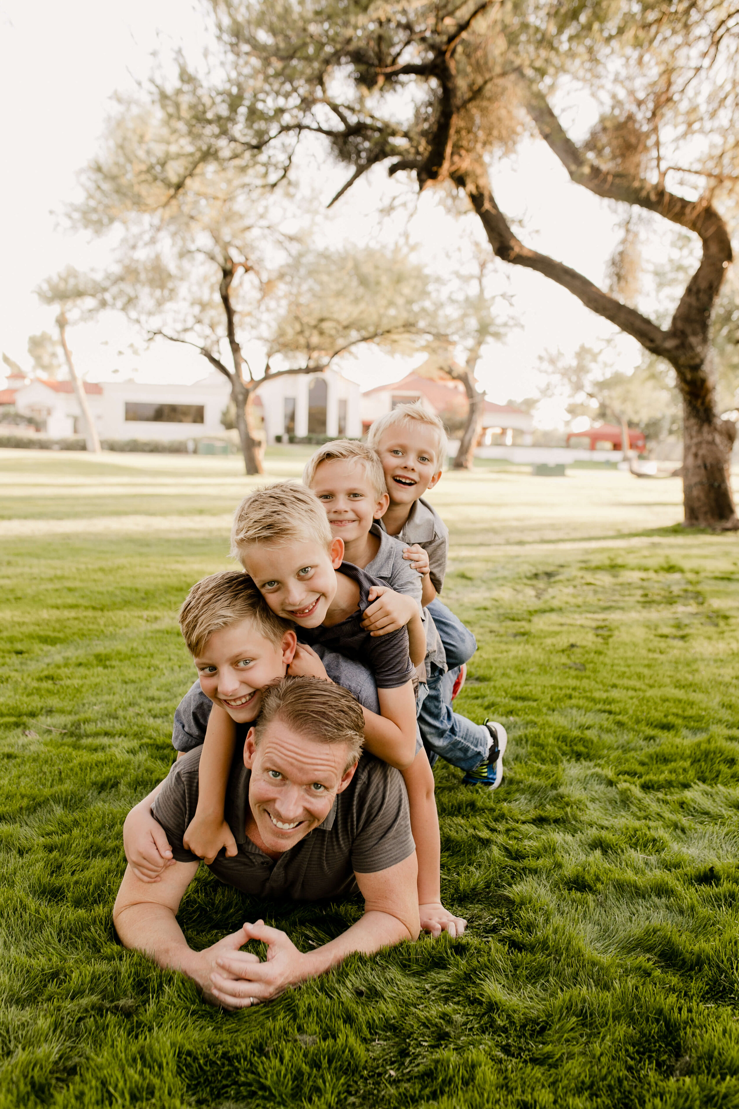 McCaffertyFamily-PhotographybyAliK-2020-53.jpg