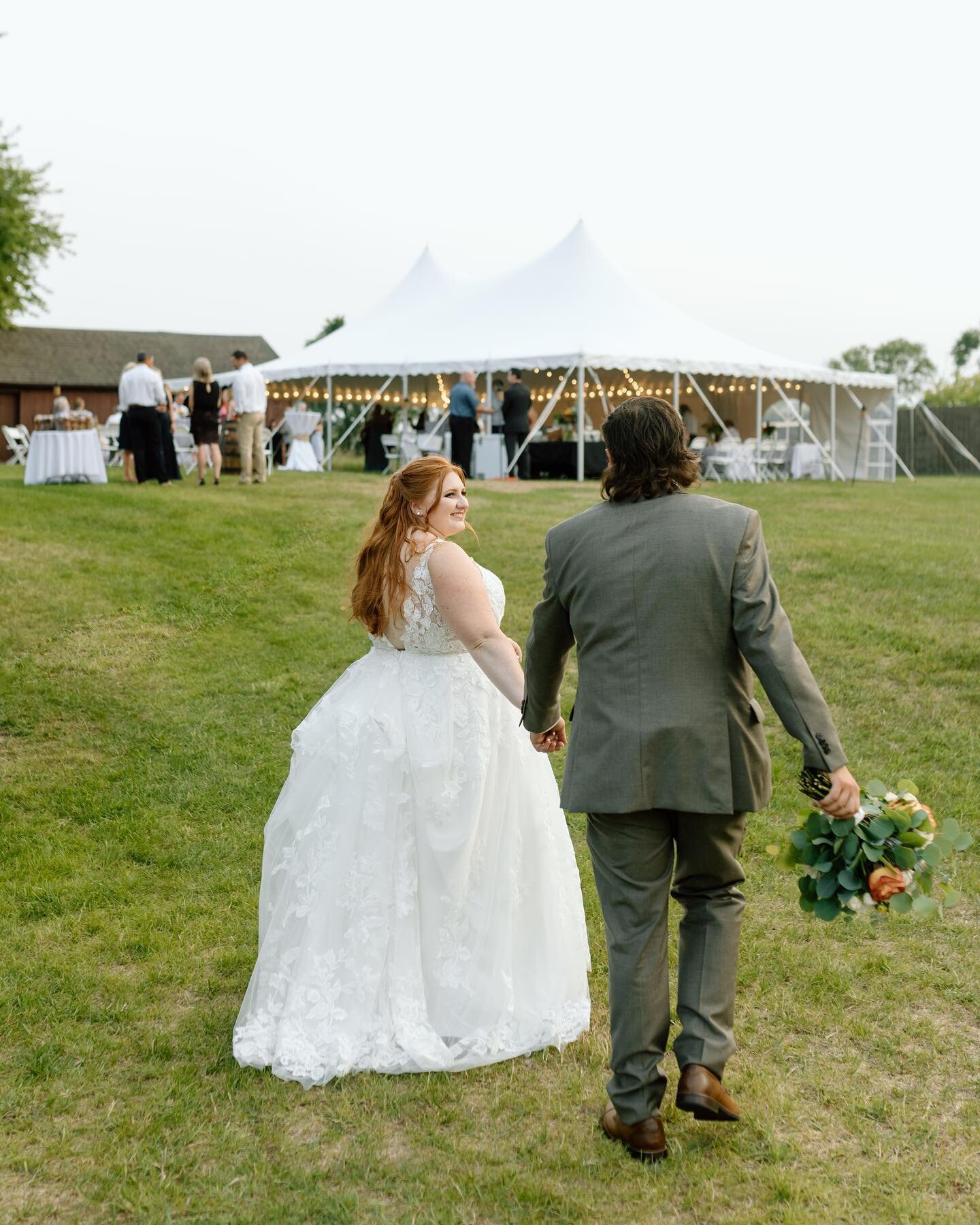 I now present Mr + Mrs Luzi 🤍 
Lily + Dakotas wedding day was an absolute blast, filled with some of the most beautiful details. It most definitely was a night to remember that I feel so lucky to have not only documented but also witnessed. Congratu