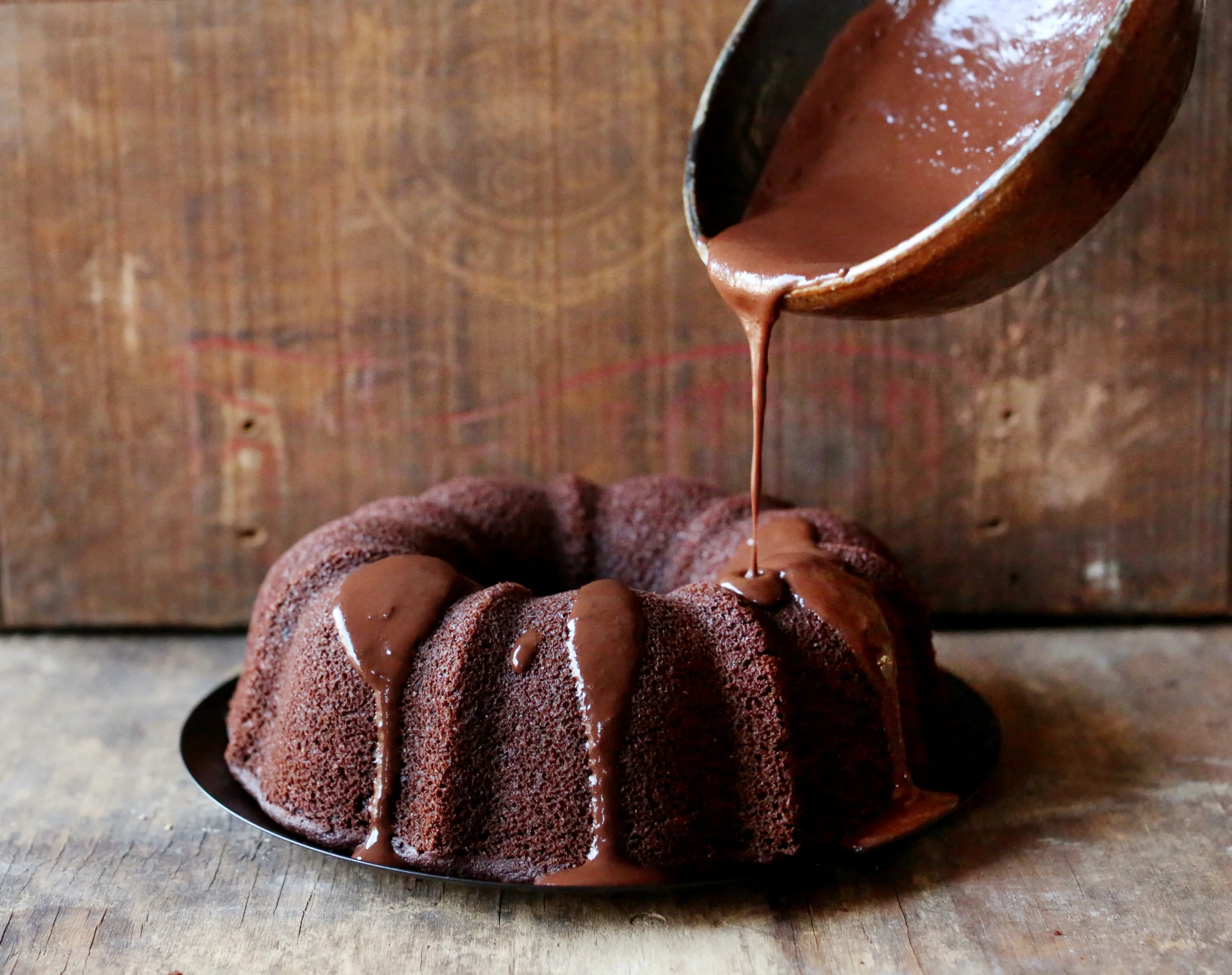 RECIPE_ChocolateChipotleCake_03.jpg