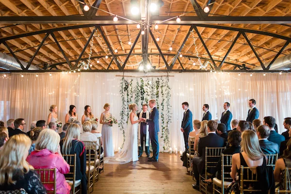 KaitlinThomasWedding_RusticWhite_230.jpg