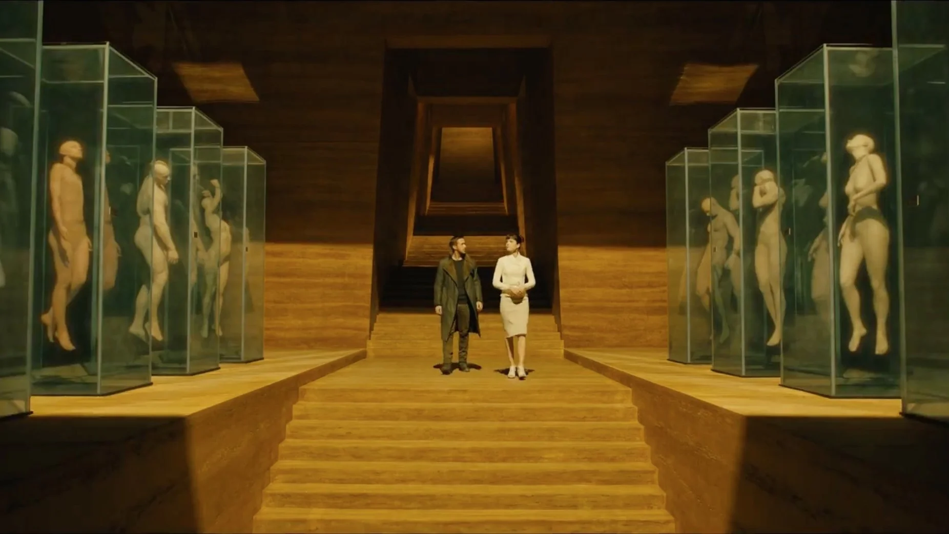 Stillbilde fra den visuelt smellvakre Blade Runner 2049 .