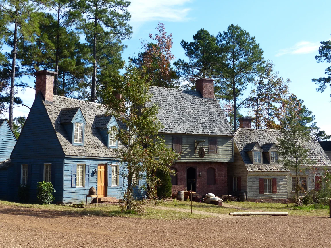 Salem+ext+3.jpg