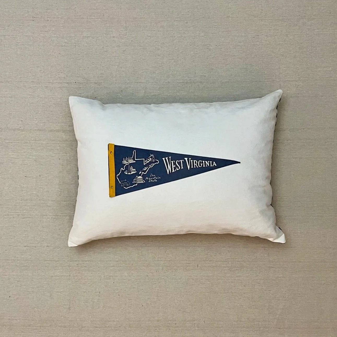 Souvenir_WV_front.jpg