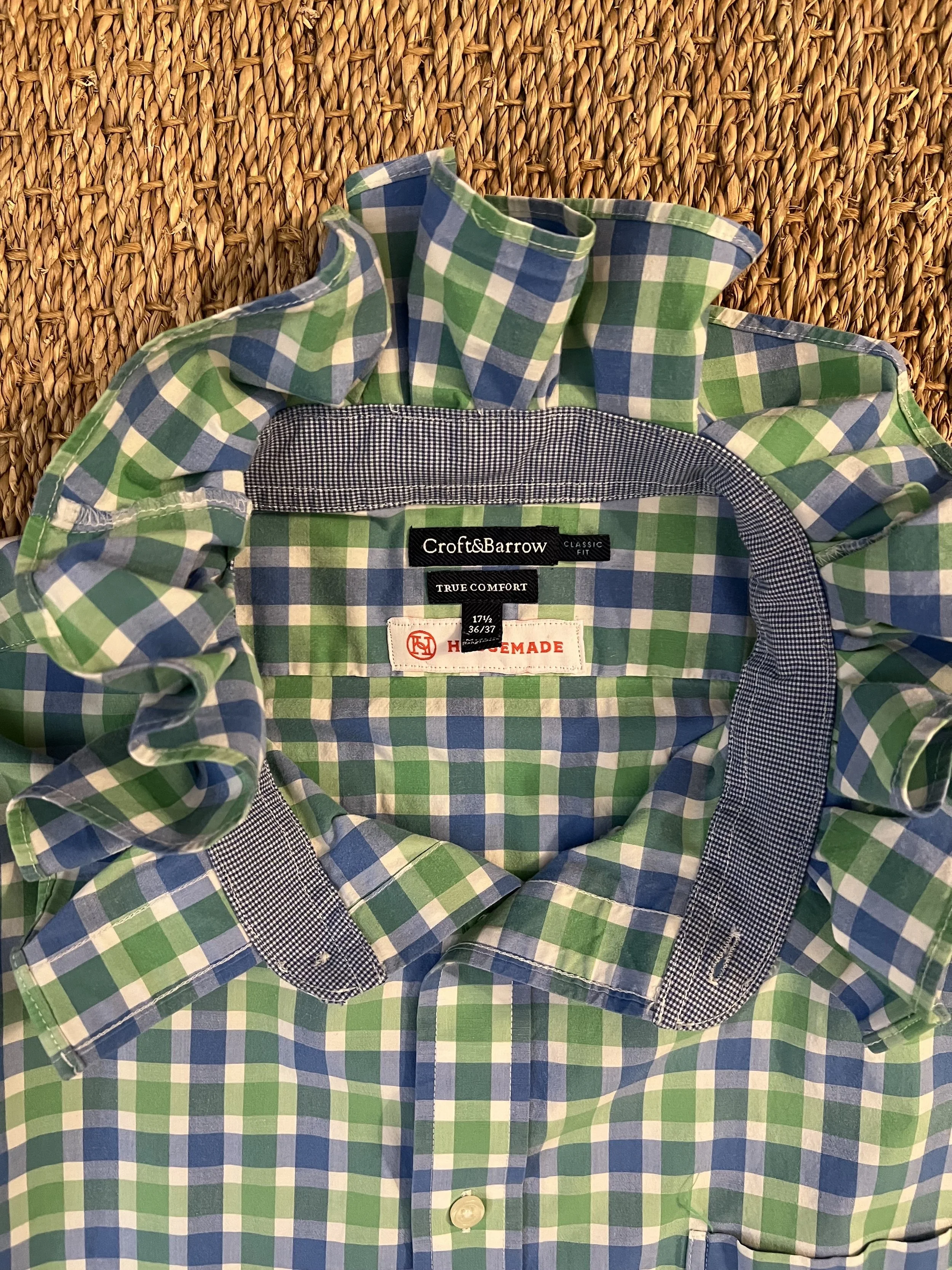 green:bluecheckcollar.jpg