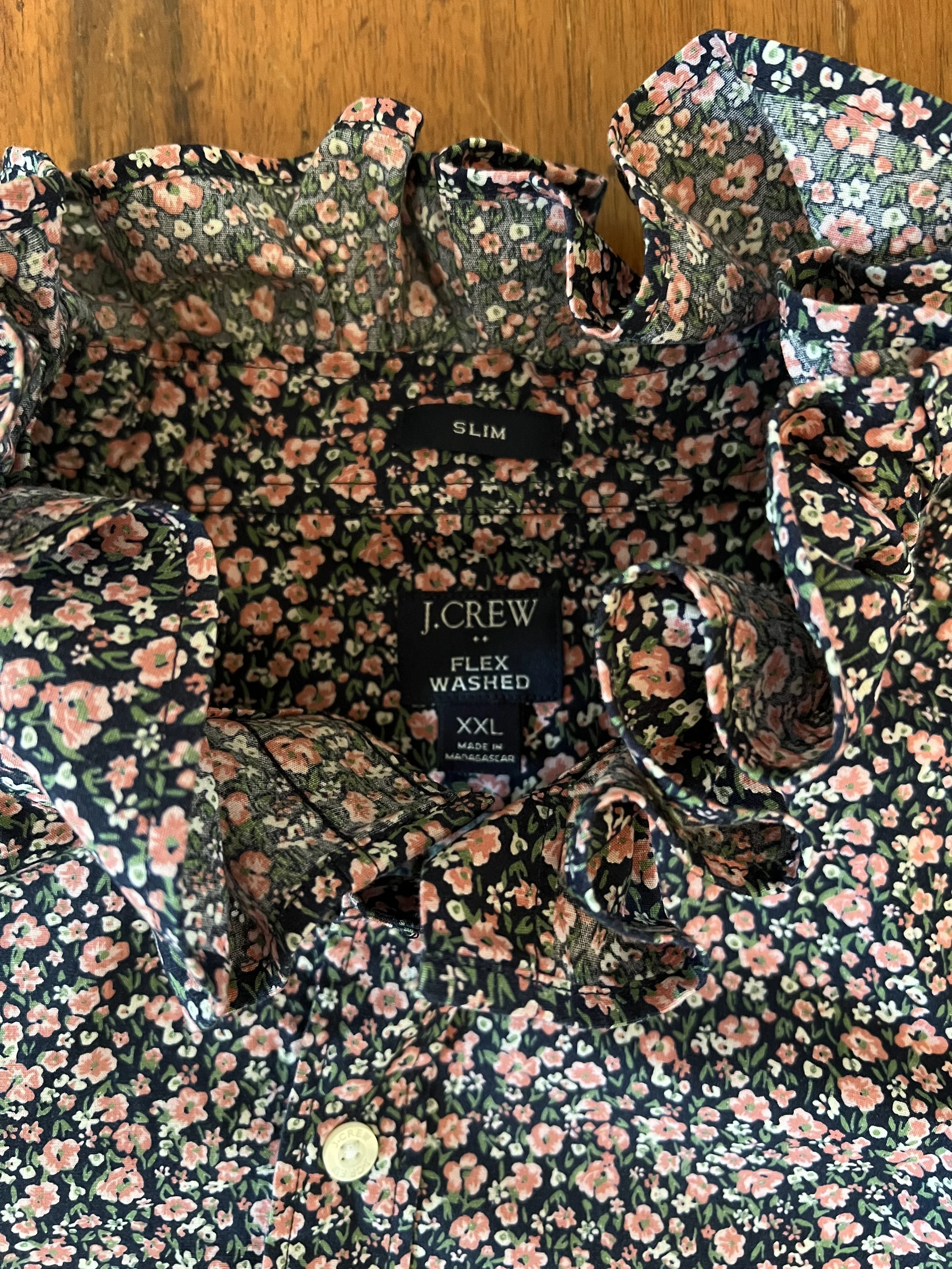navyfloralCU.jpg