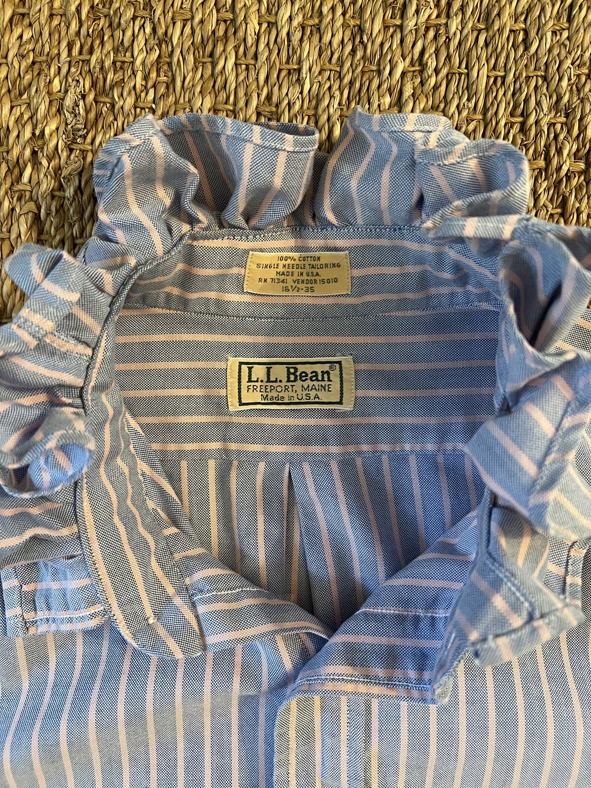 blue:pinkoxfordLLcollar.jpg