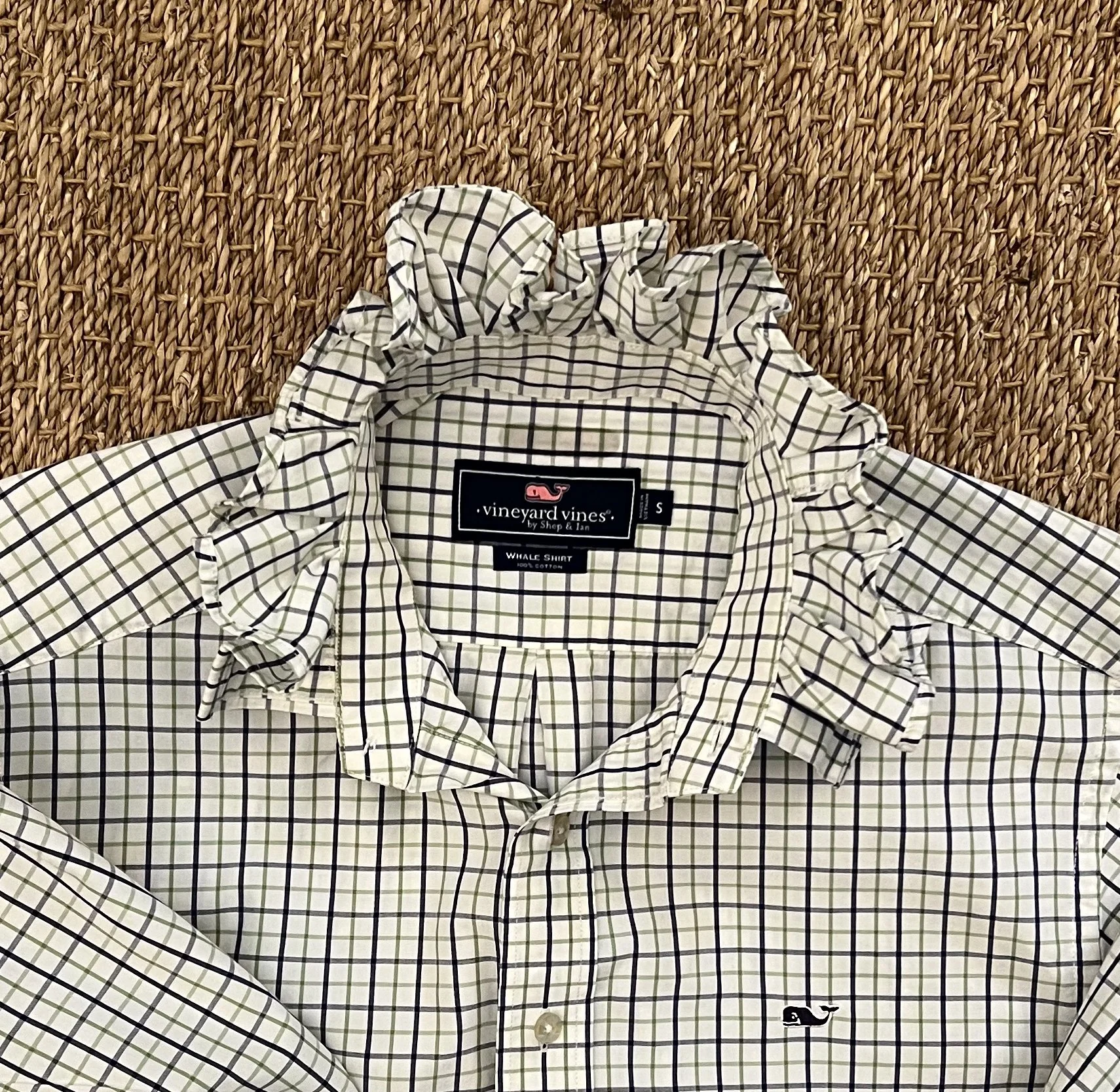 Vineyard-Black+Green-Collar.jpg