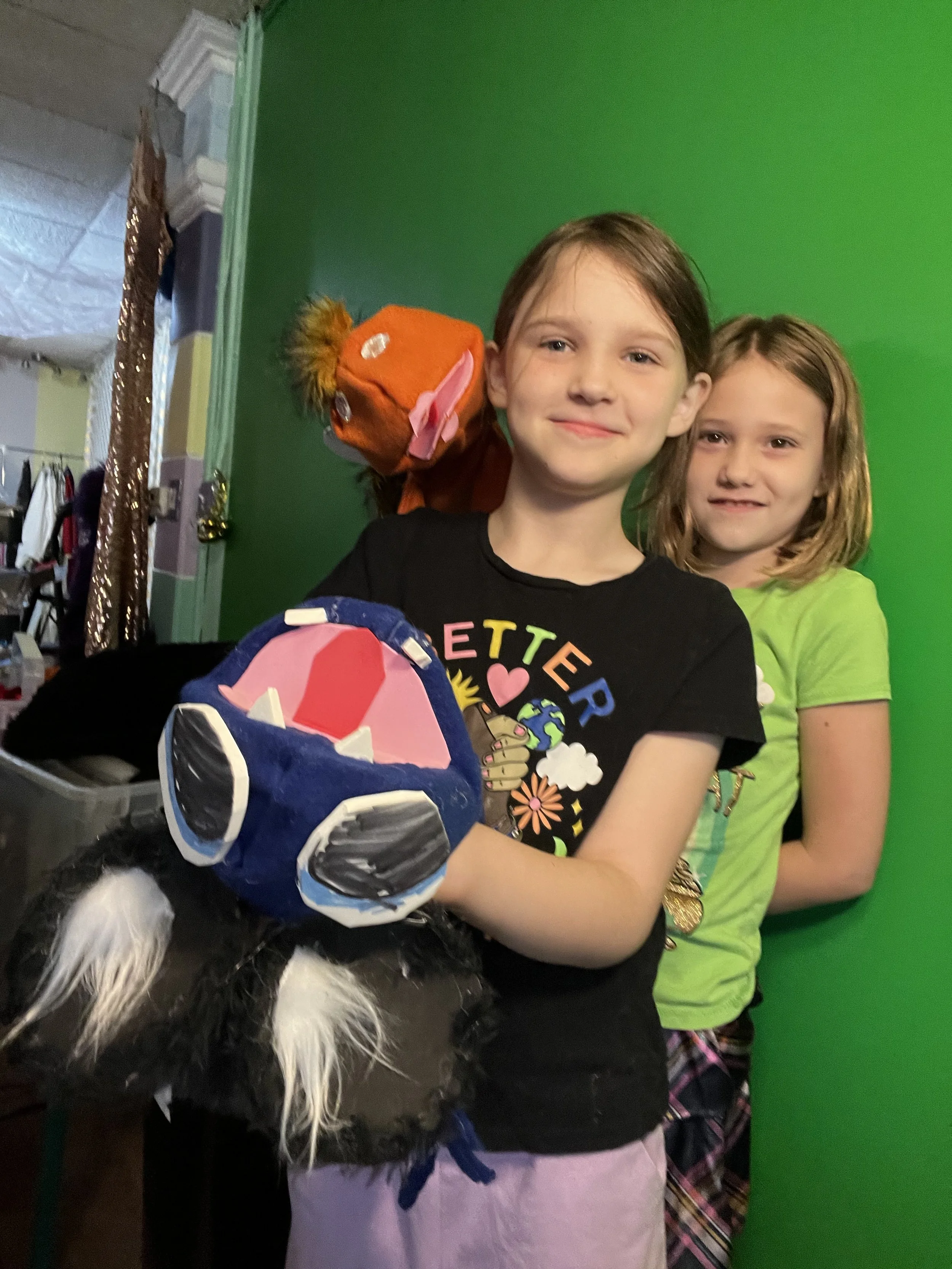Young Artists' Social Club: Youth Puppet Meetup