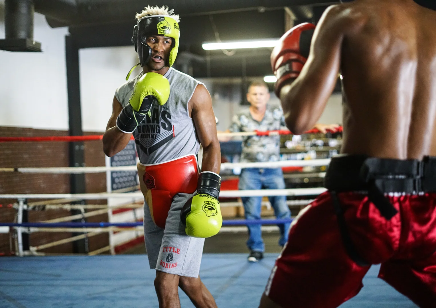 PHOTOS: RANCES BARTHELEMY SPARS PUERTO RICAN PROSPECT JOEY BORRERO