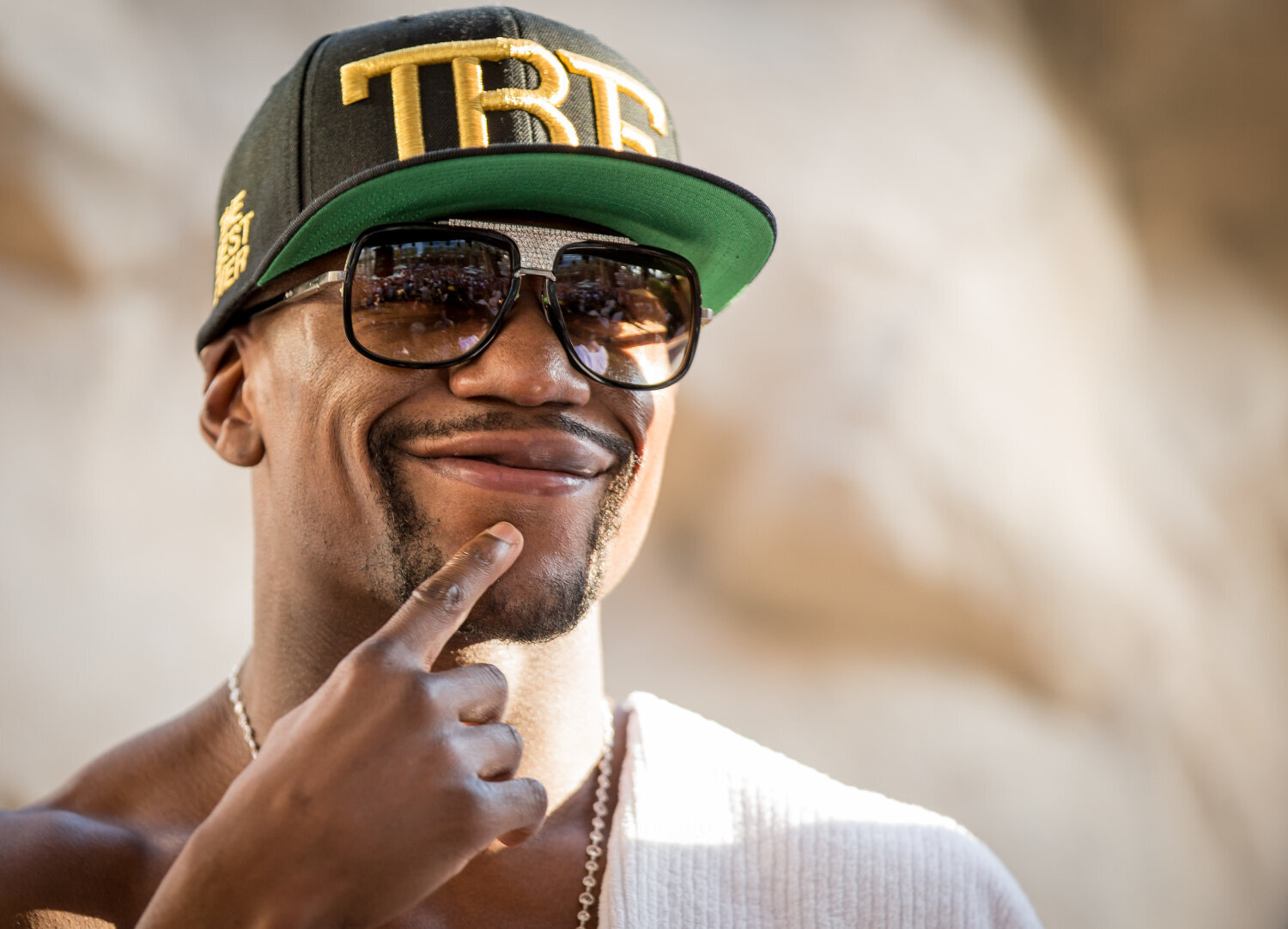 40-09.14_Floyd-Mayweather_REHAB_9.jpg