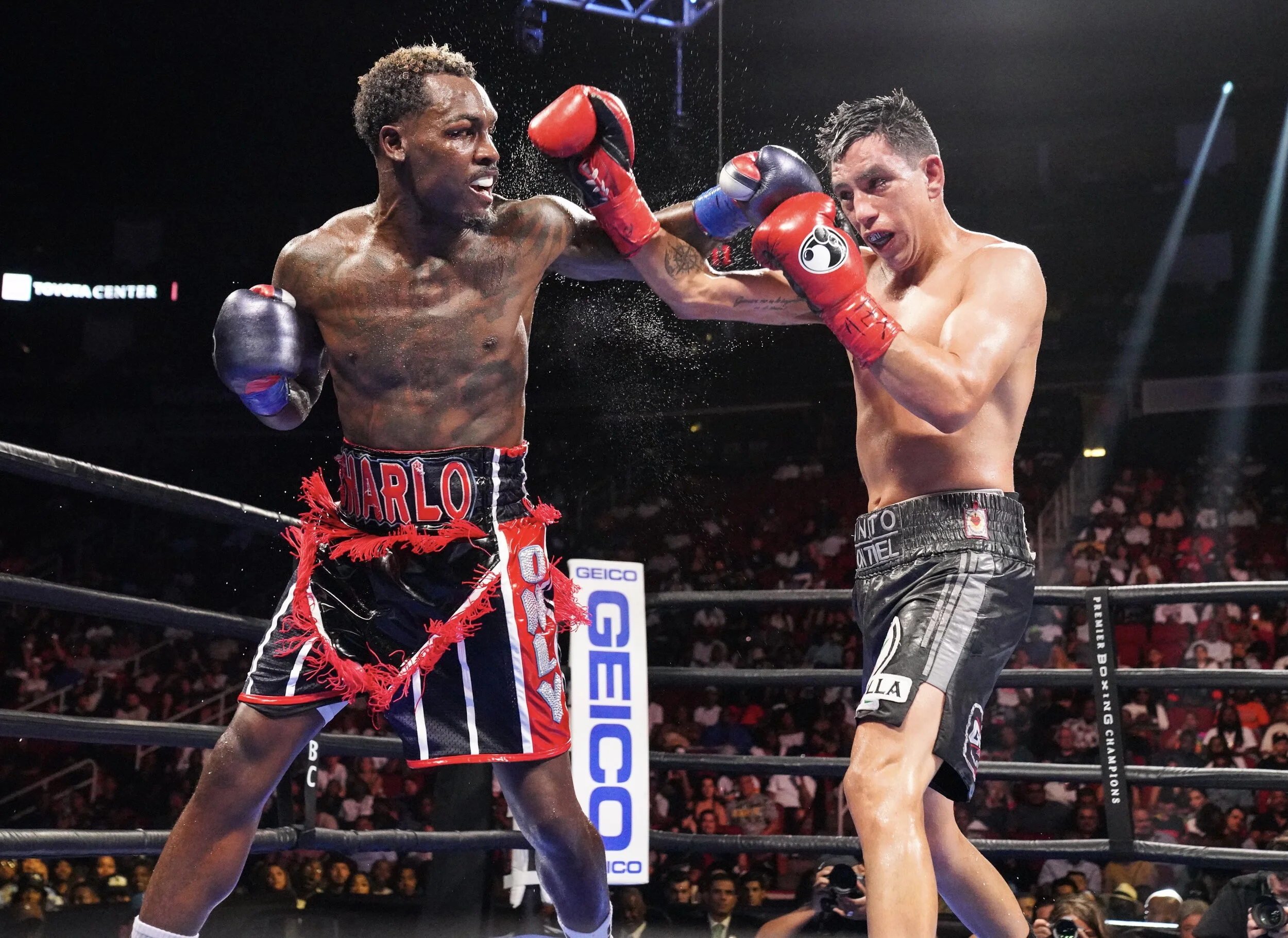 PHOTOS: Jermall Charlo defeats Montiel by UD in Houston Homecoming
