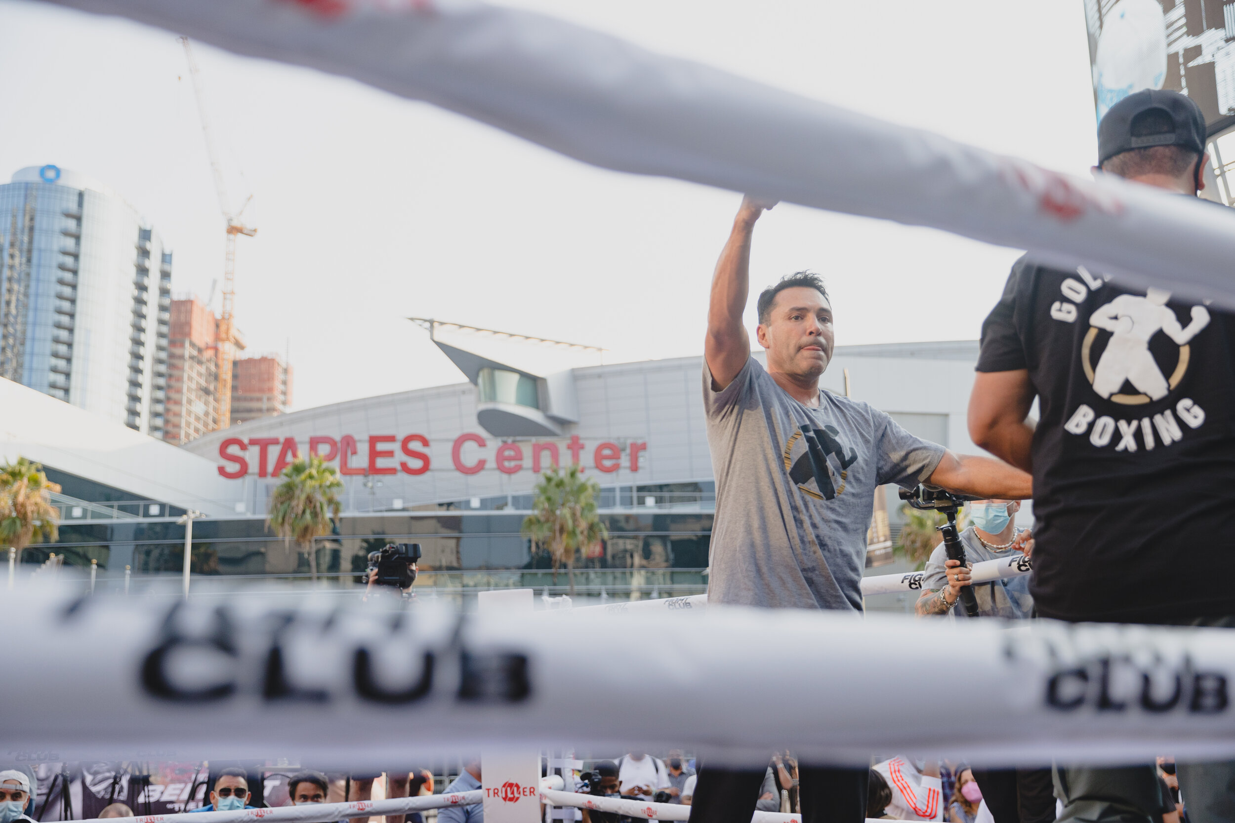 De La Hoya Media Workout DTLA - Cirs Esqueda for Triller Fight Club9.JPG