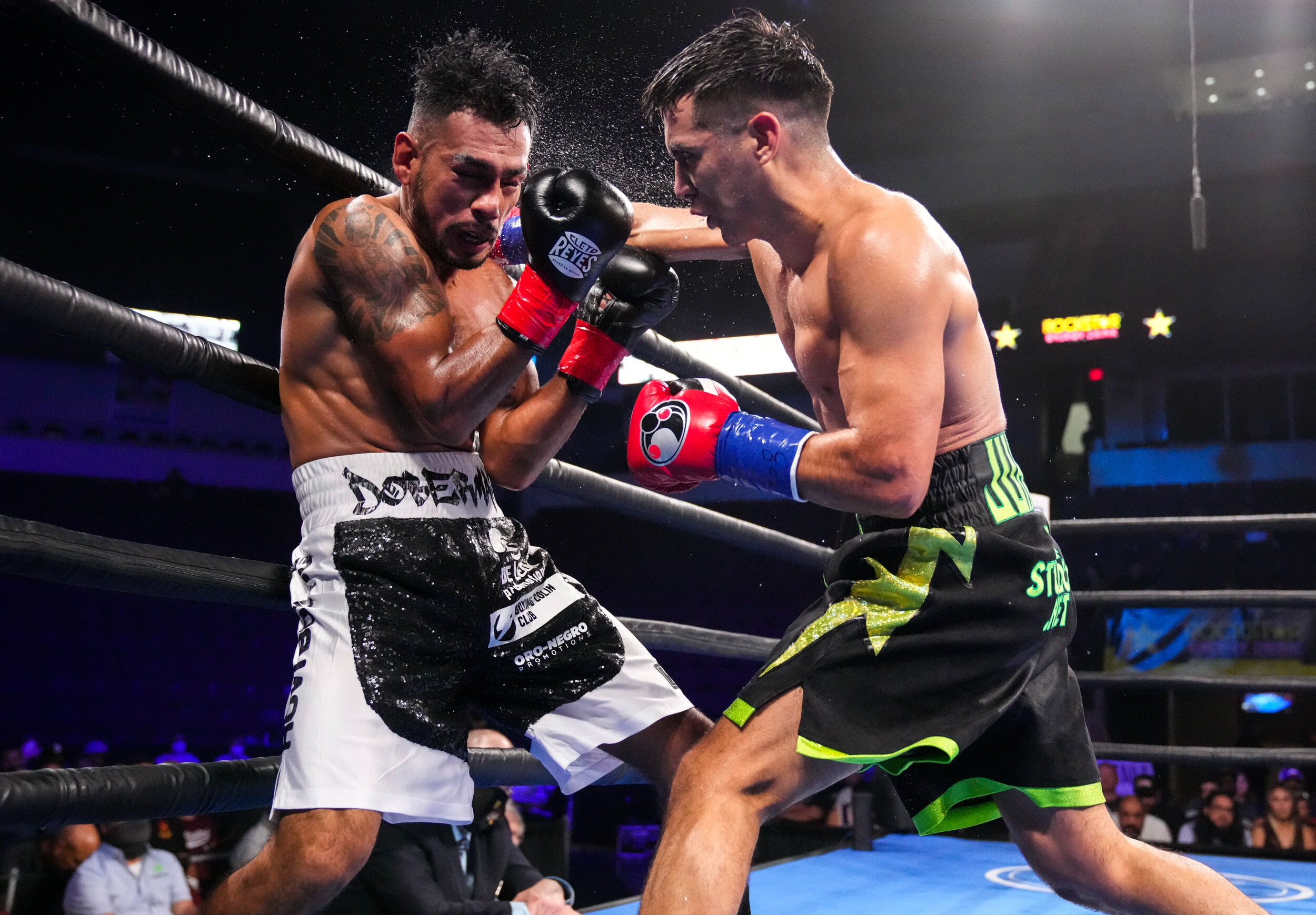 Omar Juarez vs Jairo Lopez - Fight Night33.JPEG