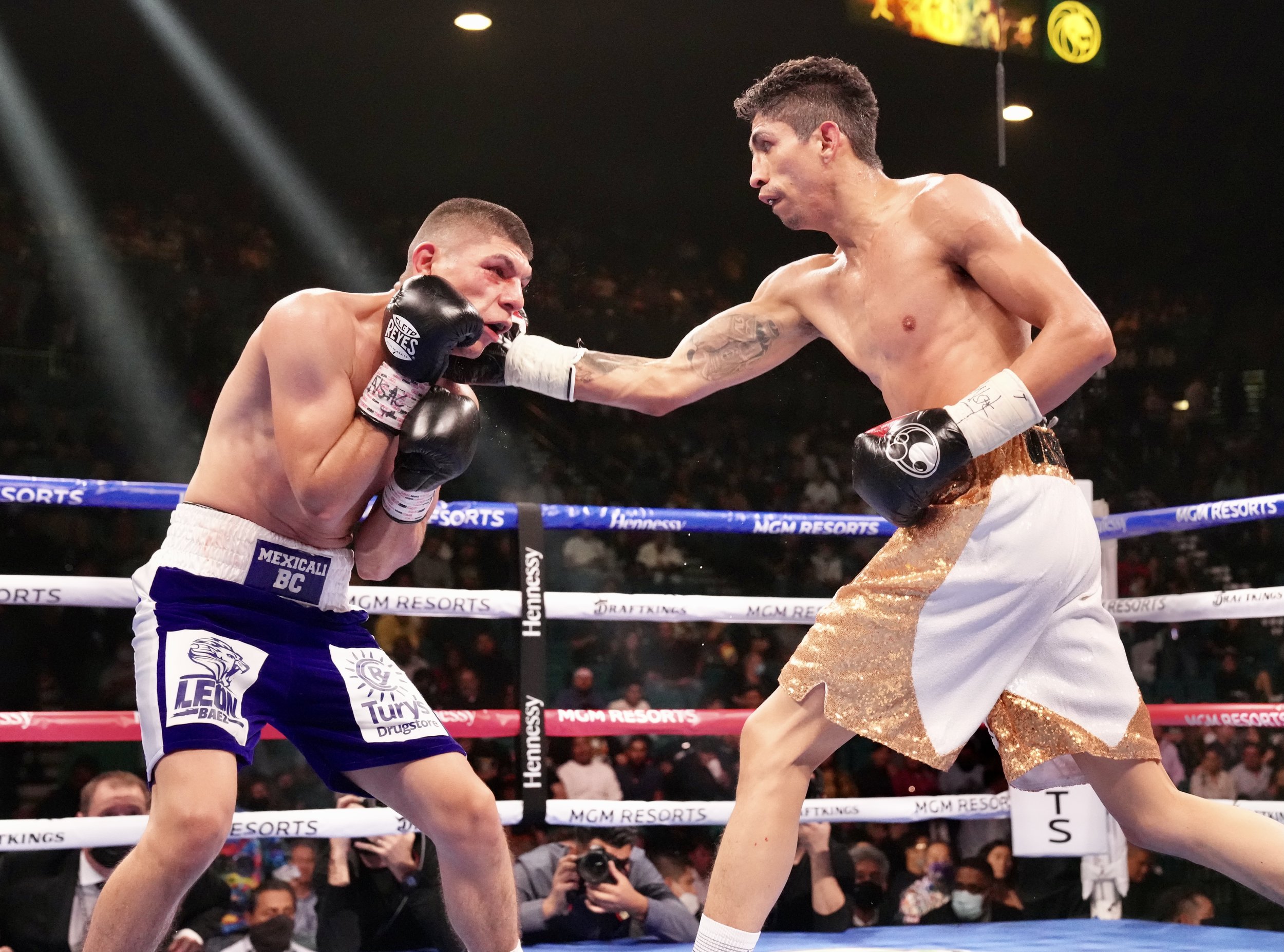 Vargas vs Baez - Fight Night14.jpg