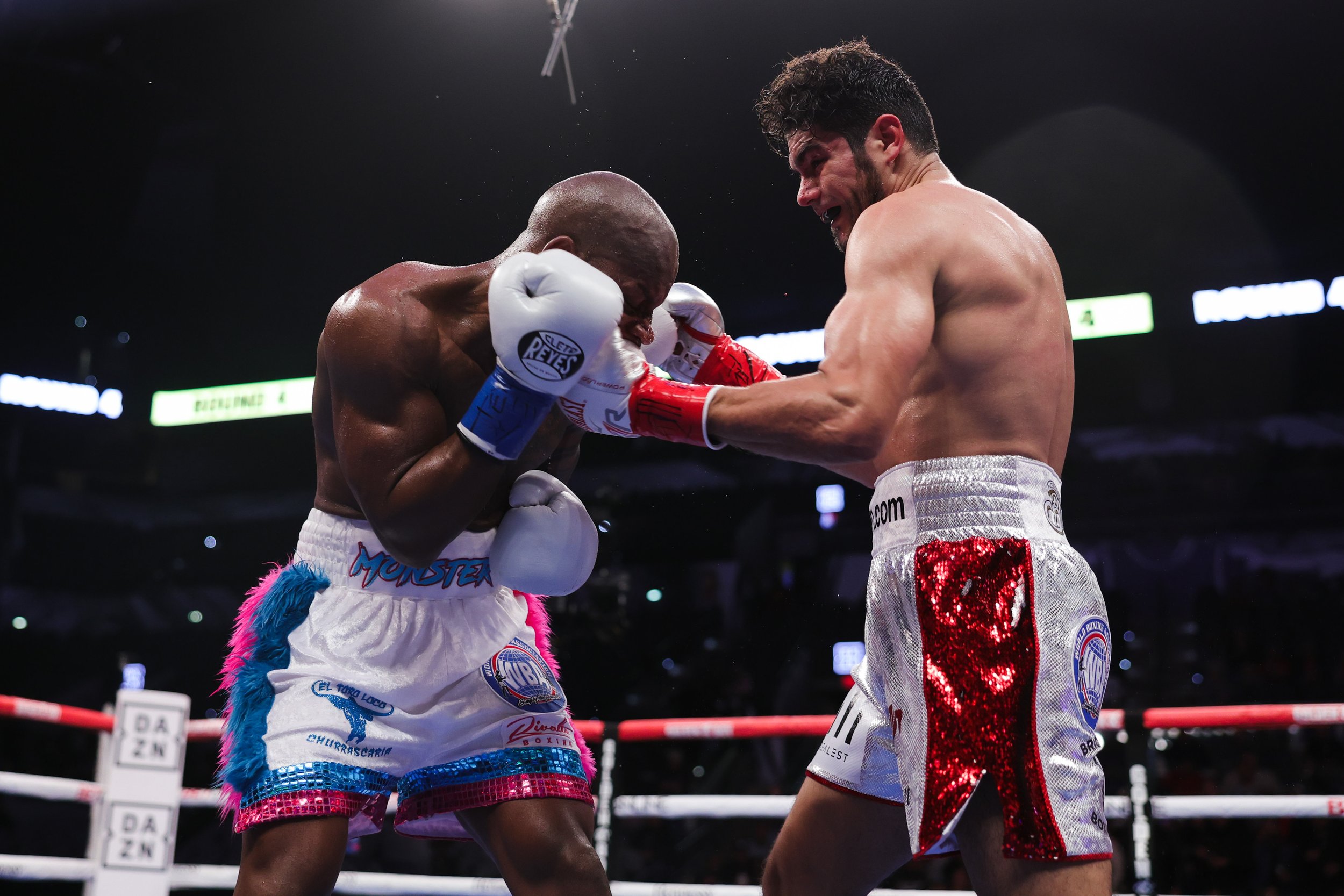 Ramirez vs Gonzalez - Fight Photos by Cris Esqueda2.JPEG