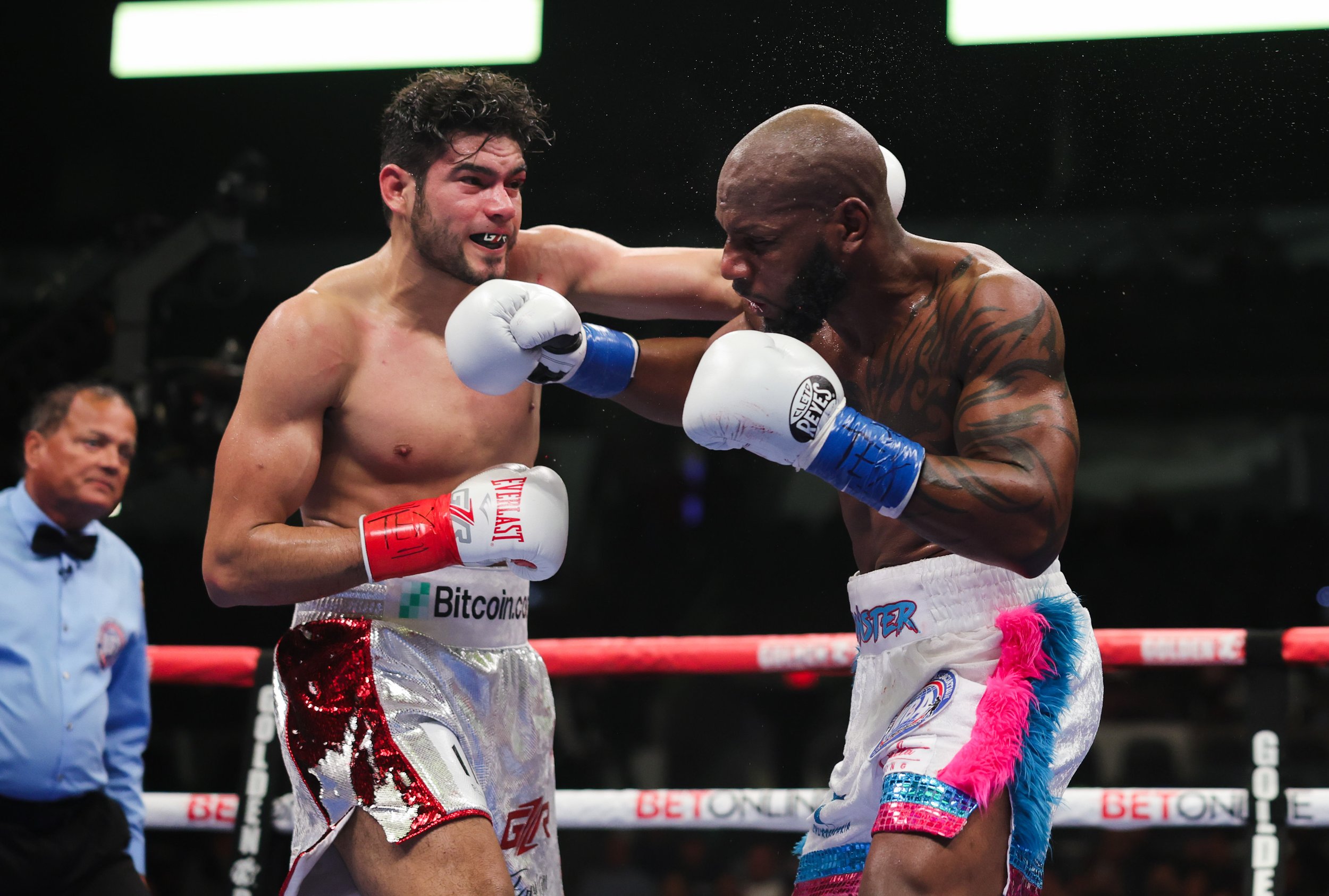 Ramirez vs Gonzalez - Fight Photos by Cris Esqueda6.JPEG