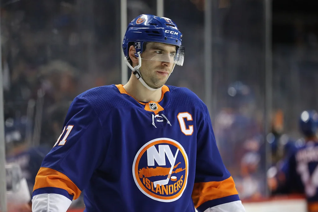 header_tavares_3.jpg