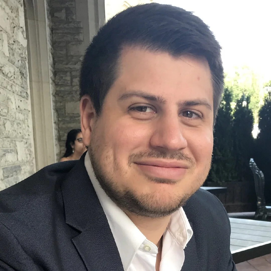 headshot_pasculli.jpg