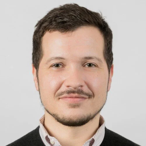 Episode 83 / Luis Spencer Freitas / Moet Hennessy LVMH / Director of Omnichannel &amp; CRM