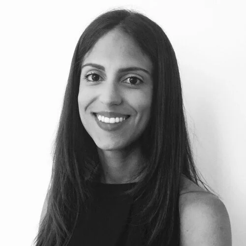Episode 97 / Lululemon / Carolina Ferreira Lopes / Product Manager / Connecting Customers Online to Offline
