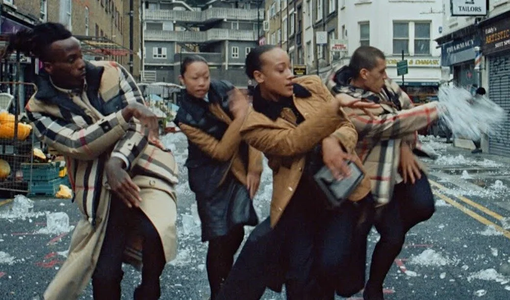 Episode 23 - Tesco, Burberry &amp; Walkers / Ads Reviewed by Unilever, Costa Coffee &amp; Tiny Giant.