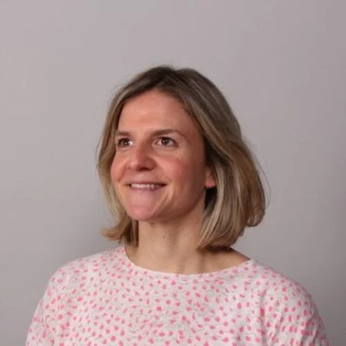 Episode 99 / Reckitt Benckiser / Lindsay Barrett / Global Content &amp; CX Director / Psychology of Management