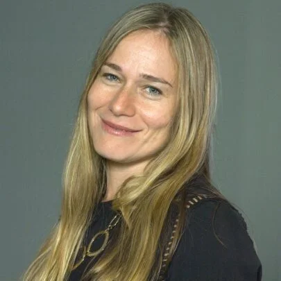 Episode 103 / Amdocs / Maya Barkay  / Head of Marketing APAC / Adopting a Growth Mindset