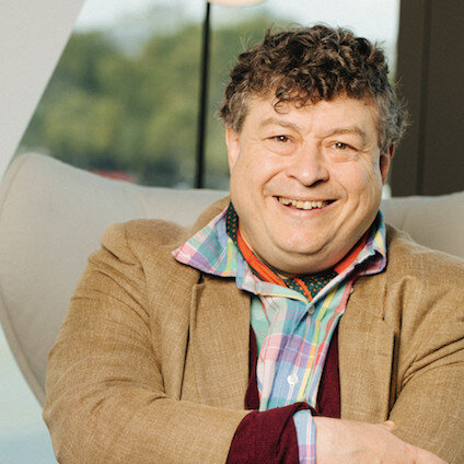 Episode 117 / Ogilvy UK / Rory Sutherland  / Vice Chairman / The Social Norming of Video Calling