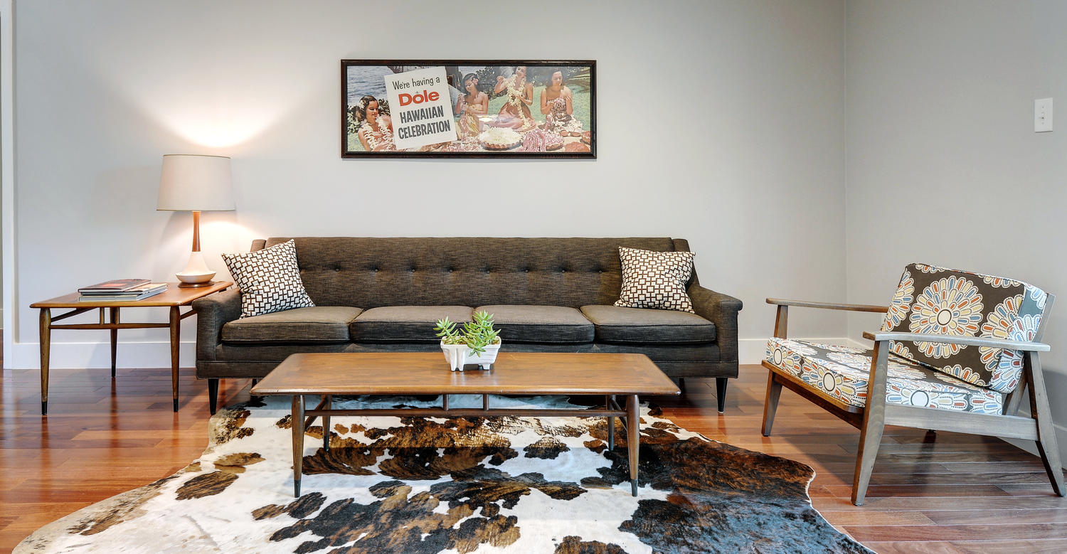 6_4902 Pack Saddle Pass-large-009-Living Room-1500x779-72dpi.jpg