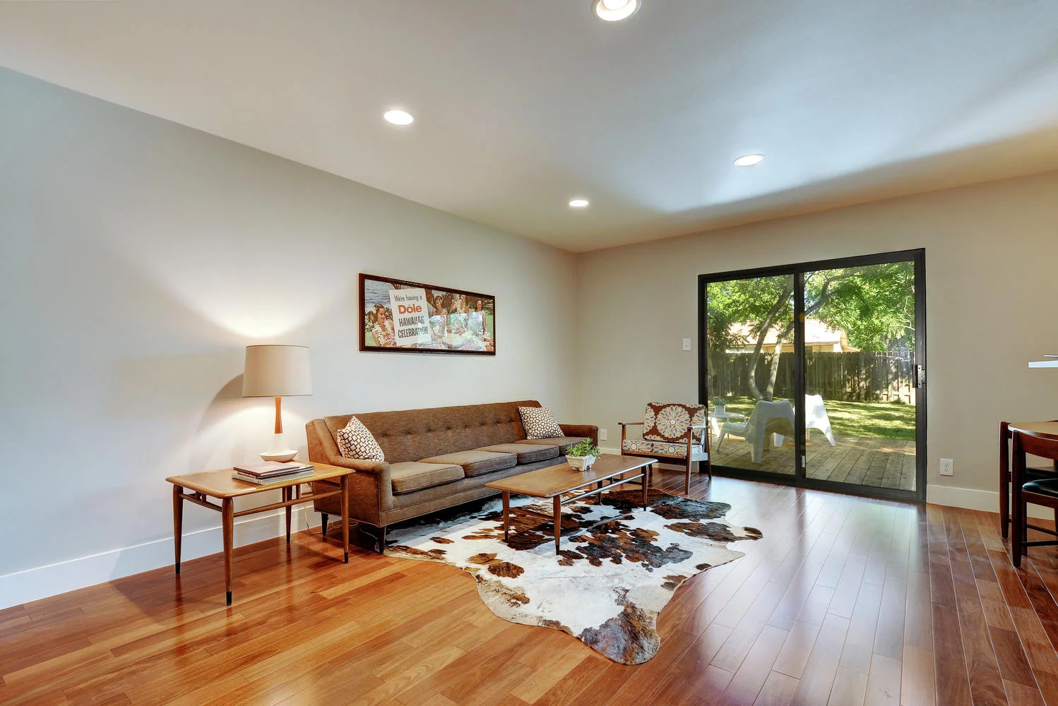 4902 Pack Saddle Pass-large-006-Living Room-1498x1000-72dpi.jpg