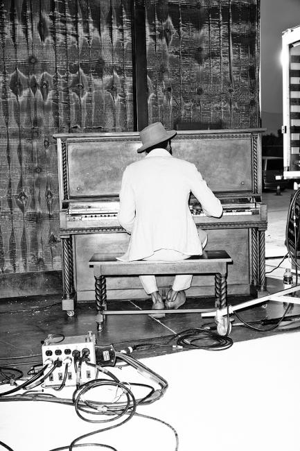 8676_lillegraven-esquire-music-fashion-23.jpg
