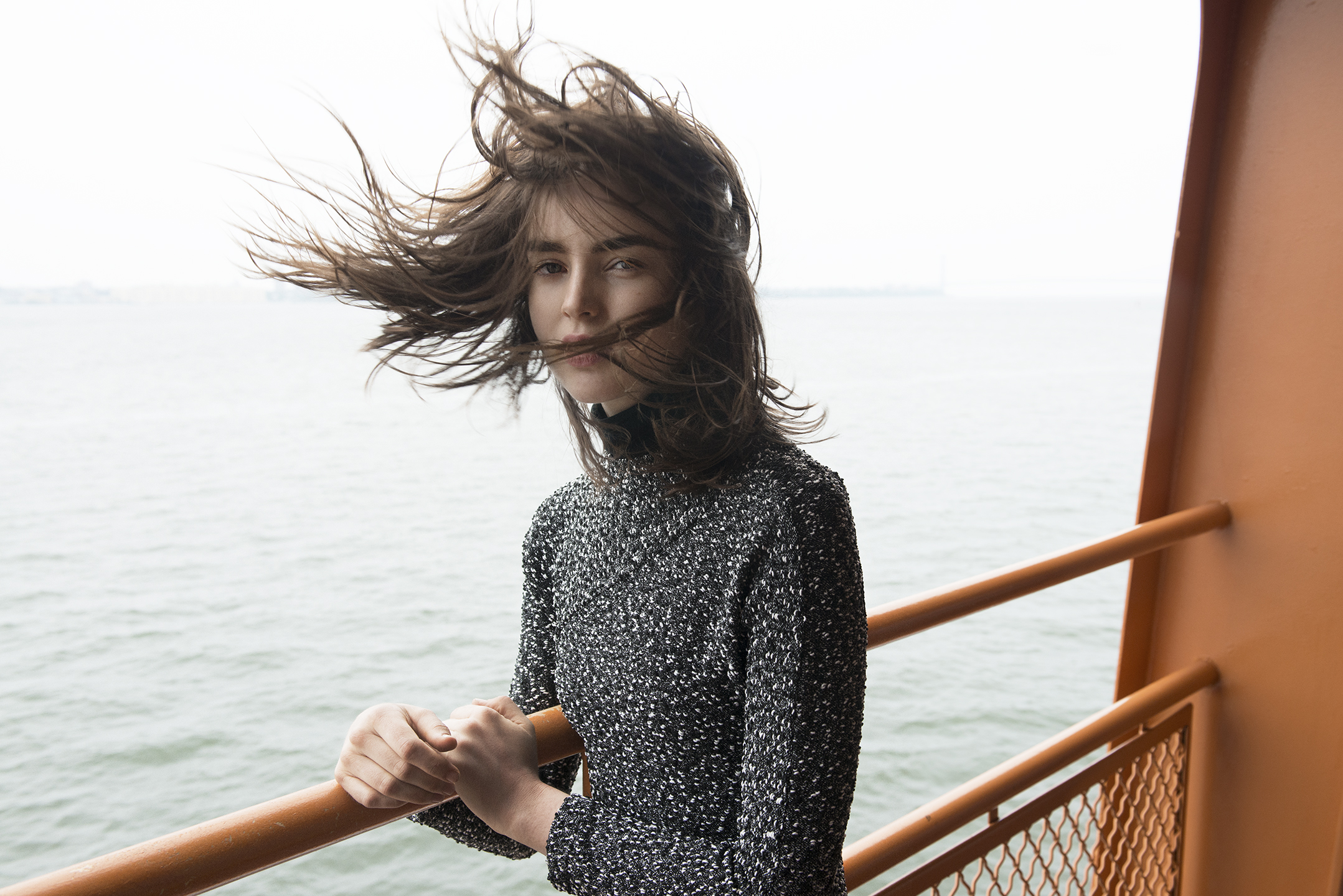 PHOTOGRAPH BY TIM BARBER OF ALI MICHAEL FOR OYSTER MAGAZINE; STYLED BY ZARA MIRKIN; HAIR BY SERA SLOANE & TRAVIS SPECK; MAKEUP BY ERIN GREEN