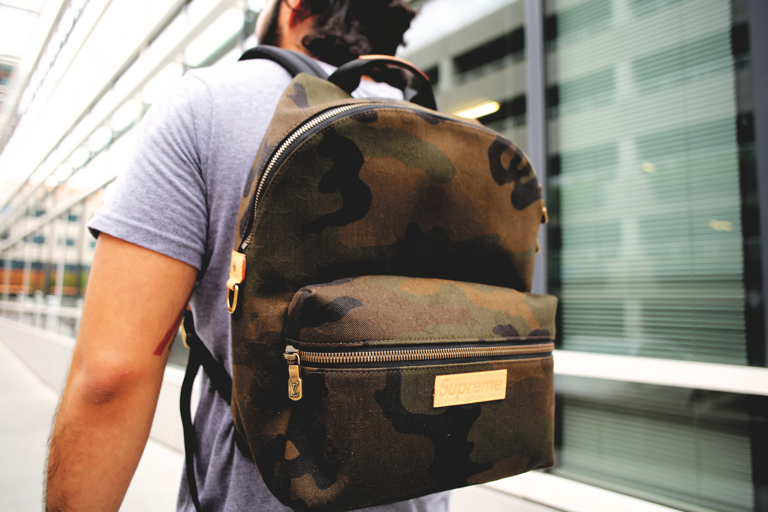 Louis Vuitton x Supreme Apollo Backpack Monogram Camo