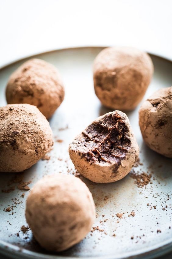 RÅ SJOKOLADETRØFLER