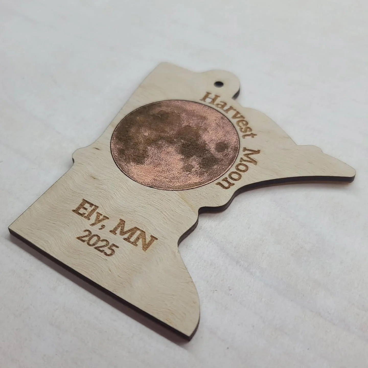 Show prep day...
#47thParallelArt #FullMoon #HandmadeDecor #WoodArt #Ornaments #ArtInTheMidwest #ElyMN #HarvestMoonEly #ShopLocalMN #MidwestArtists  #HomeDecor #NatureInspiredArt #SupportLocalArtists  #WoodworkingArt #ElyEvents #MNEvents  #SmallBusin