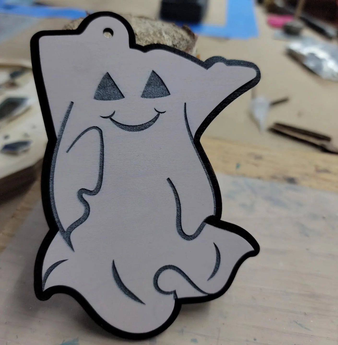 Boo &amp; stuff...

#47thParallelArt #EarlyFall #GotTheNewPart #UpAndRunning #ShowPrep #OldtoNew #Halloween #Ornaments #OctoberVibes #Boo #NewMerch #HalloweenDecor
